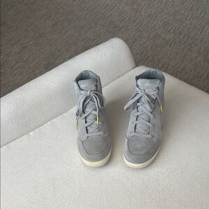 Sorel Gray High-Top Sneakers with Yellow Accents